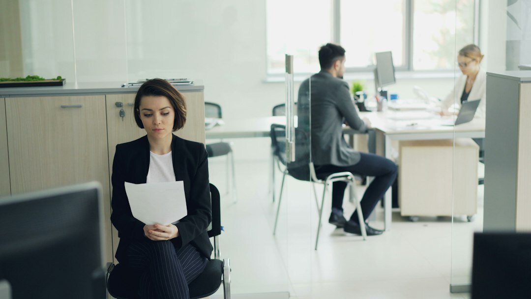 investigators in office