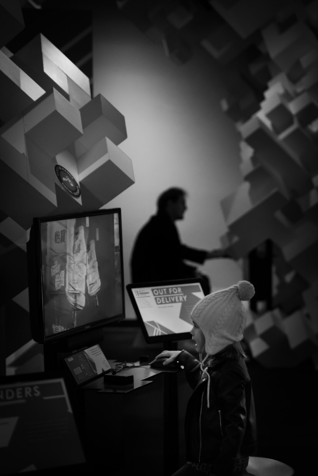 detective using computer screen